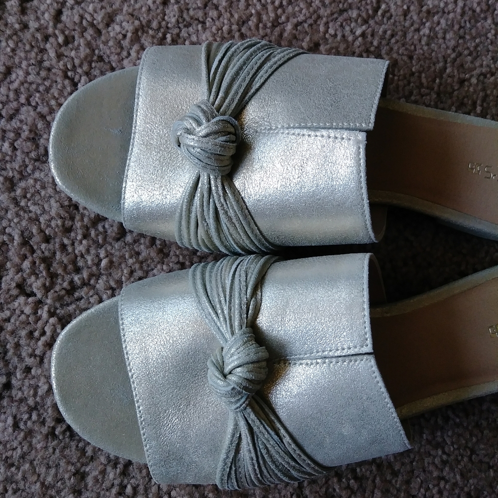 Joe's Jeans Sandals - Picture 2 of 4